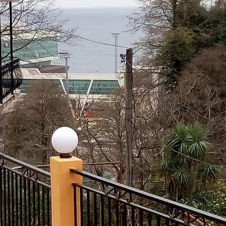 Gulnazi Andria Apartamento Sarpi Exterior foto